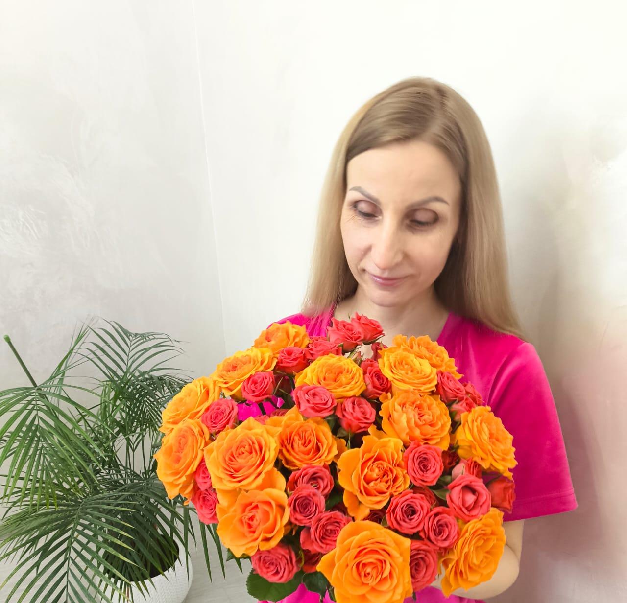 Фото Новосибирские женщины показали свои букеты на 8 Марта 6 - Сиб.ФМ Фото Новосибирские женщины показали свои букеты на 8 Марта 6